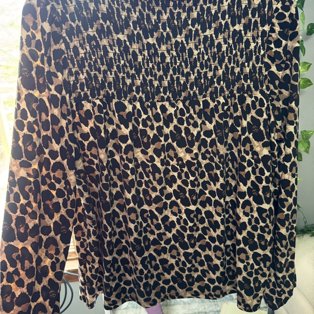 Ann Taylor Factory Black and Gray Patterned Top